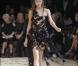 Défilé Alexander McQueen à Paris, le 5 octobre 2010