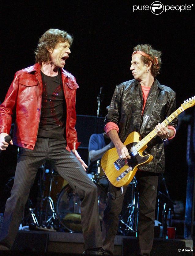 Keith Richards et Mick Jagger en concert à New York en 2002 