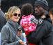 Heidi Klum et Seal vont avec leurs petits chercher des citrouilles pour Halloween, le 17 octobre 2010
