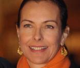 Carole Bouquet, en bonne Française, aime le bon vin...