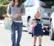 Jennifer Garner emmène sa fille Violet (Californie, 30 octobre 2010)