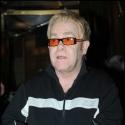 Elton John offre 2,5 millions de dollars à Hillary Clinton