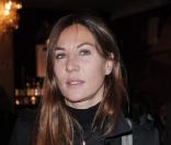 L'actrice Mathilde Seigner assiste au spectacle  Dora l'exploratrice  qui  se joue au Casino de Paris  jusqu'à la fin de l'année.