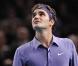 Des images de la demi-finale opposant Gaël Monfils à Roger Federer lors du Masters Series de Paris-Bercy qui a vu la victoire du Français sur le score de 7-6/6-7/7-6, à Paris, le 13 novembre 2010.