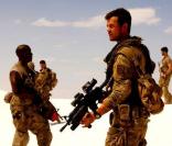 Josh Duhamel dans  Transformers. 