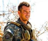 Josh Duhamel dans  Transformers 2. 