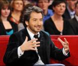 Edouard Baer, invité spécial de Vivement Dimanche (tourné le 17 novembre 2010 et diffusé le dimanche 21 novembre 2010 sur France 2)