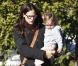 Jennifer Garner et Seraphina ont débuté leur course aux cadeaux de Noël ! Pause shopping à Los Angeles. 29/11/2010