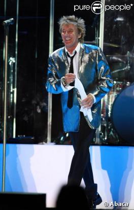 Rod Stewart, une bête de scène de 63 ans !