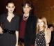 Inès de la Fressange et ses filles lors du défilé Chanel Paris-Byzance le 7 décembre 2010 au 31 rue Cambon à Paris
