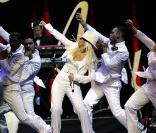 Christina Aguilera sur scène à Londres en octobre 2008 