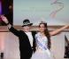 Geneviève de Fontenay remet l'écharpe à sa Miss Nationale, le 5 décembre 2010