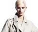 La sculpturale Karolina Kurkova mettra son 1.80m au service de la marque de prêt-à-porter Max Mara.