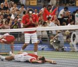 Après quelques mois de mariage et la venue au monde d'un bébé, le tennisman suisse Stanislas Wawrinka a décidé que sa carrière était prioritaire, et a quitté son épouse et leur fillette...