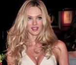 Candice Swanepoel lors d'une soirée Victoria's Secret en avril 2010