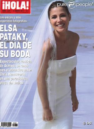 Elsa Pataky en couverture de Hola pose en robe de mariée