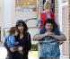 Le grand Jack Black en promenade avec sa femme Tanya Haden et leurs deux fils, Samuel et Thomas, à Los Angeles, en janvier 2011.