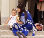 Nicole Richie ne quitte pas sa petite Harlow ! 