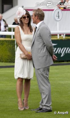 Liz Hurley et Shane Warne, aux courses hippiques de Glorious Goodwood Festival at Goodwood, le 27 juillet 2010
