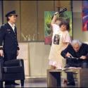 Josiane Balasko, déchaînée en femme de ménage, aux côtés de son mari !