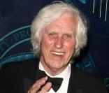 Douglas Kirkland honoré lors de la grande soirée des 25e ASC, qui s'est tenue au Grand Ballroom d'Hollywood, à Los Angeles, le 13 févier 2011.