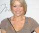 Katrina Bowden dans les Backstages du défilé Max Azria lors de la Fashion Week de New York, le 13 février 2011.