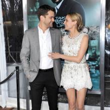 Diane Kruger et Joshua Jackson à l'occasion de l'avant-première hollywoodienne de <em>Sans Identité</em>, qui s'est tenue dans l'enceinte du Regency Village Theatre de Westwood, à Los Angeles, le 16 février 2011.