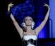 Kylie Minogue se produit sur la scène de la Herning Multi-Arena, à Herning, au Danemark, pour le premier concert de son Aphrodite - Les Folies World Tour , samedi 19 février.