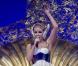 Kylie Minogue se produit sur la scène de la Herning Multi-Arena, à Herning, au Danemark, pour le premier concert de son Aphrodite - Les Folies World Tour , samedi 19 février.