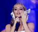 Kylie Minogue se produit sur la scène de la Herning Multi-Arena, à Herning, au Danemark, pour le premier concert de son Aphrodite - Les Folies World Tour , samedi 19 février.