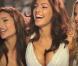 Des images de la publicité Lynx Excite, avec Kelly Brook.