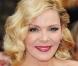 Kim Cattrall : Scandalisée par son grand-père... polygame !
