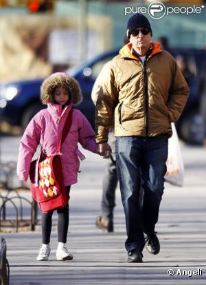 Michael Douglas avec sa fille Carys à New York le 4 mars 2011