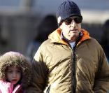 Michael Douglas avec sa fille Carys à New York le 4 mars 2011