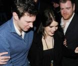 La princesse Eugenie d'York et son boyfriend Jack Brooksbank à la sortie du club The Box à Londres, vers 4h au matin du 6 mars 2011.