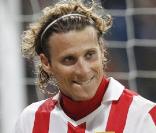 Diego Forlan, la star du foot uruguayen va épouser le mannequin Zaira Nara...