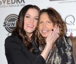 Avant-première du film  Super  à Los Angeles, le 21 mars 2011 : Liv et son père Steven Tyler.
