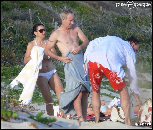 John McEnroe, son épouse Patty Smyth, et leurs amis à Saint-Barthélemy, le 23 mars 2011