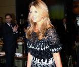 Mardi 5 avril 2011, la reine Silvia est apparue avec jambe et main bandés, suite à son passage aux urgences après une rencontre malencontreuse avec un paparazzo, lors d'une soirée de gala la récompensant, à New york.