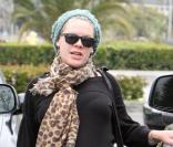 Pink, enceinte, va faire du shopping à Malibu le 6 avril 2011