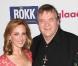  Marlee Matlin et Meat Loaf lors du 22e gala Glaad Media Award au Westin Bonaventure  à Los Angeles le 10 avril 2011 