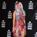 Lady Gaga : Une fan mutile son chat pour lui ressembler !