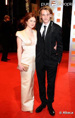  Jamie Campbell-Bower et Bonnie Wright à l'Orange British Academy Film Awards le 21 février 2010  