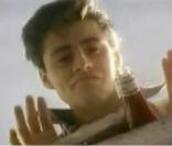 Découvrez Matt LeBlanc dans une publicité pour le ketchup  Heinz .