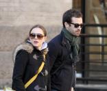Natalie Portman, ici avec son compagnon Benjamin Millepied aurait encore fait appel à une doublure pour son prochain film Votre Majesté