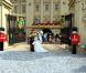 Au parc Miniland de Legoland Windsor, dans le Berkshire, le 28 mars 2011, une reconstitution en Lego de Buckingham Palace et du mariage à venir du prince William et Kate Middleton !