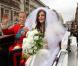 1er avril 2011 : Le jour idéal pour l'artiste anglaise Alison Jackson, connue pour ses fausses photos compromettantes de sosies de stars, pour promener les sosies de William et Kate et promouvoir leur album de mariage !