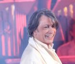 Patrick Sébastien présente un nouveau numéro des Années bonheur, sur France 2. Date de diffusion le 21 mai 2011. Hervé Vilard. 