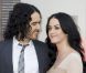 Russell Brand dévore du regard sa bien-aimée Katy Perry lors de l'avant-première à Londres du film Arthur, le 19 avril 2011