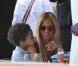 Beyoncé et son mari Jay-Z déjeunent à L'Avenue à Paris, avec le neveu de Beyoncé, Daniel, le 20 avril 2011